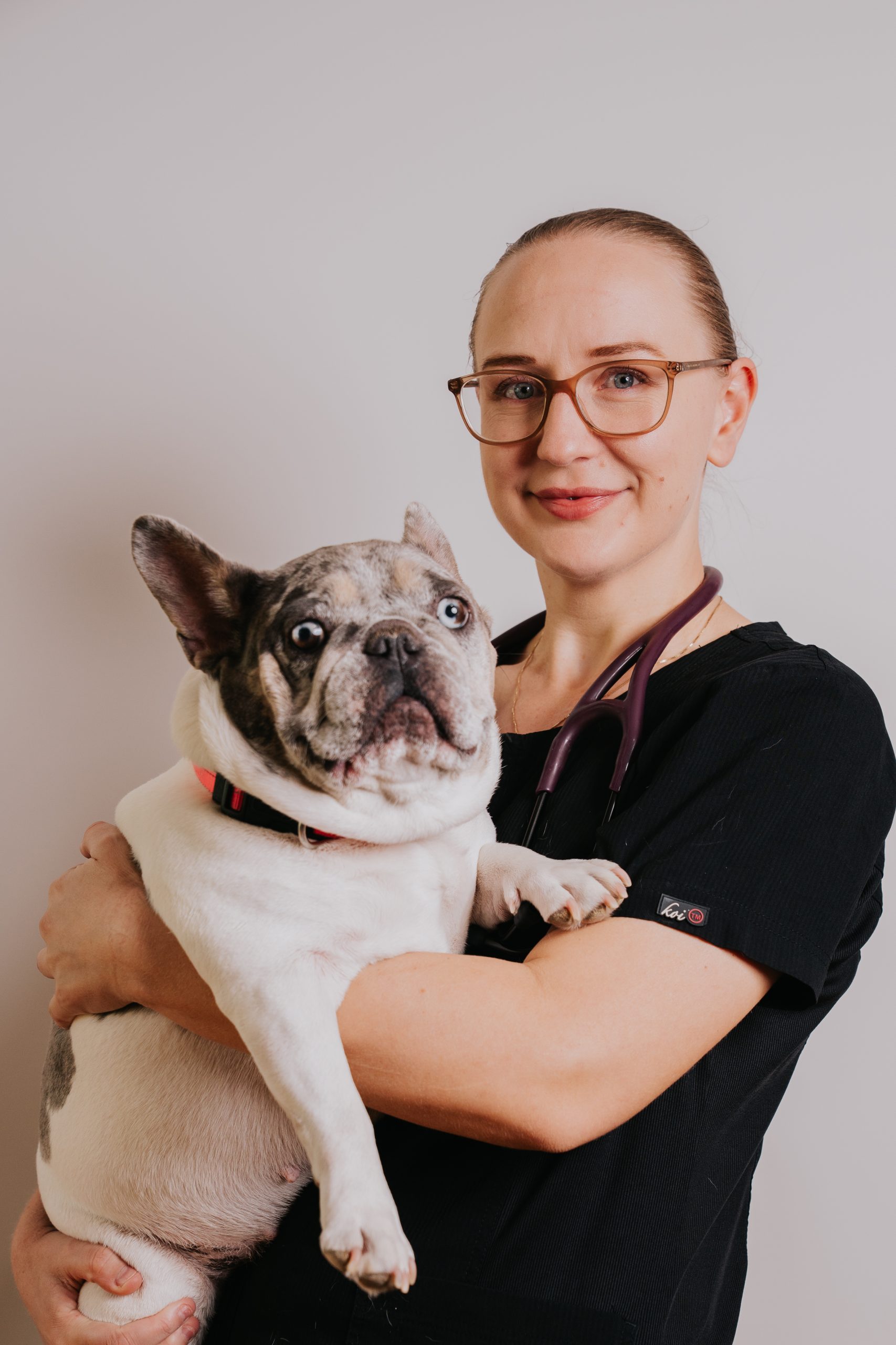 Dr Janelle
